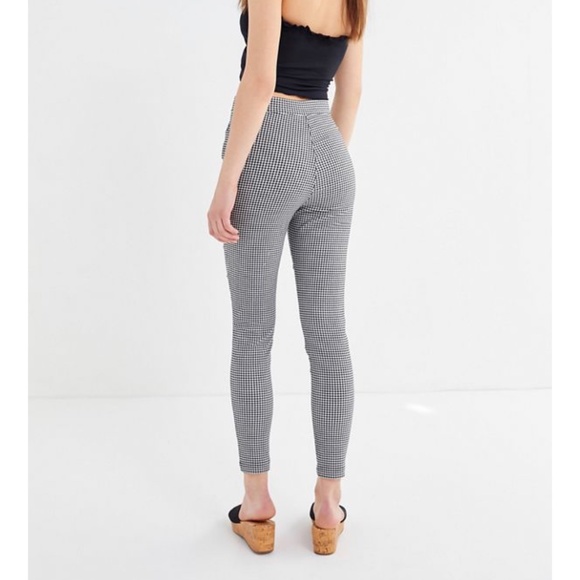 Urban Outfitters Plaid/Checkered Pants - Picture 3 of 5